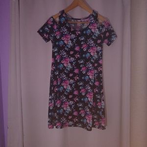 New No Boundaries Floral Pattern Short Dress Black